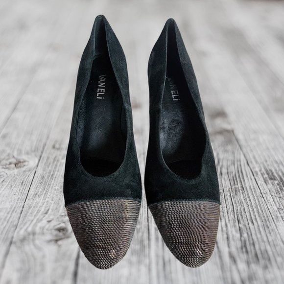 VANELI Soft Suede upper and Metal Chainlink Cap Toe Womans 8M - Picture 2 of 8